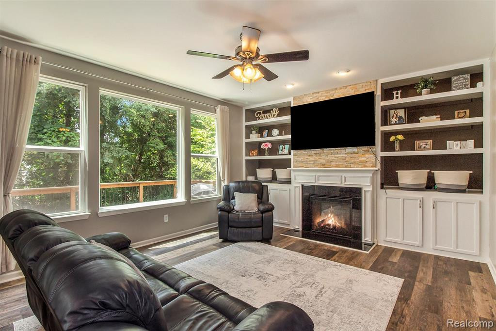 59705 TWIN PINES Drive, New Hudson, MI 48165 — Photo 3
