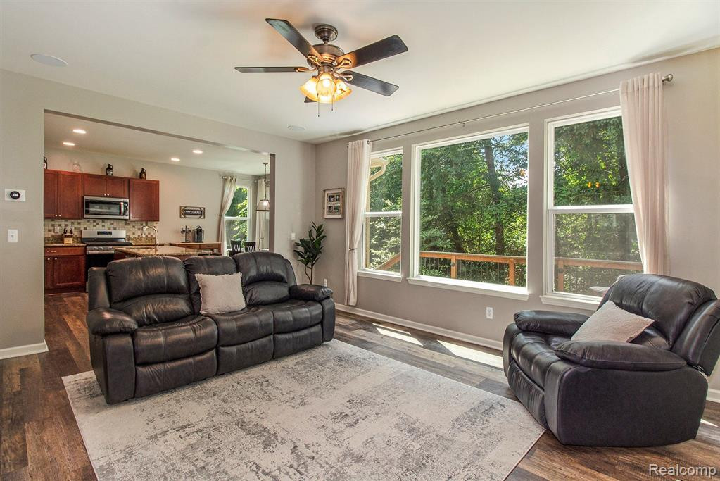 59705 TWIN PINES Drive, New Hudson, MI 48165 — Photo 5