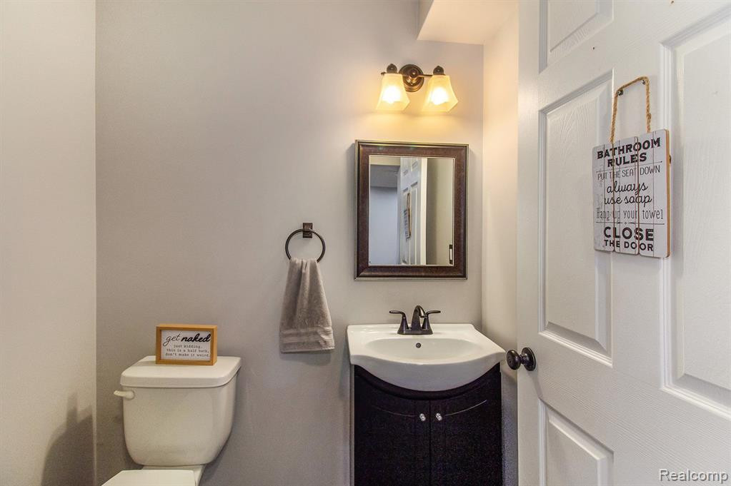 59705 TWIN PINES Drive, New Hudson, MI 48165 — Photo 11