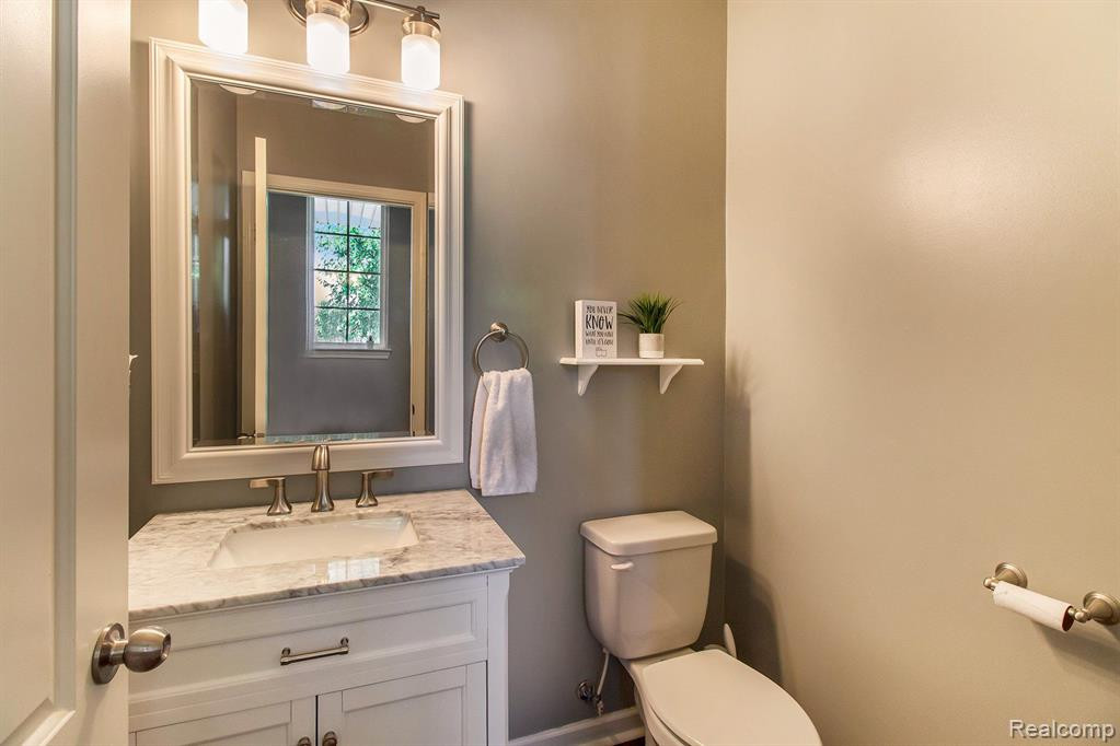 59705 TWIN PINES Drive, New Hudson, MI 48165 — Photo 12