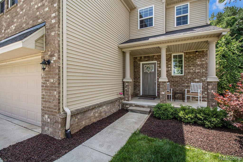 59705 TWIN PINES Drive, New Hudson, MI 48165 — Photo 34