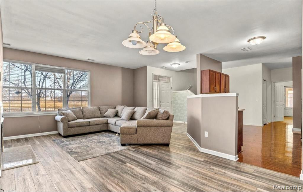 47784 PEMBROKE Drive, Canton, MI 48188 — Photo 2