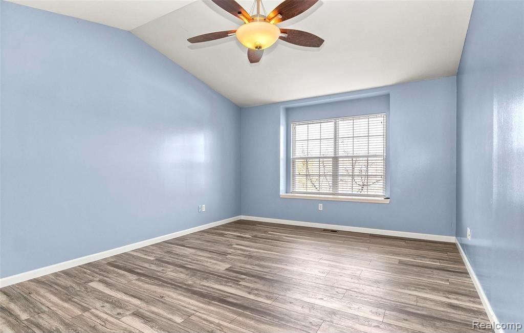 47784 PEMBROKE Drive, Canton, MI 48188 — Photo 24