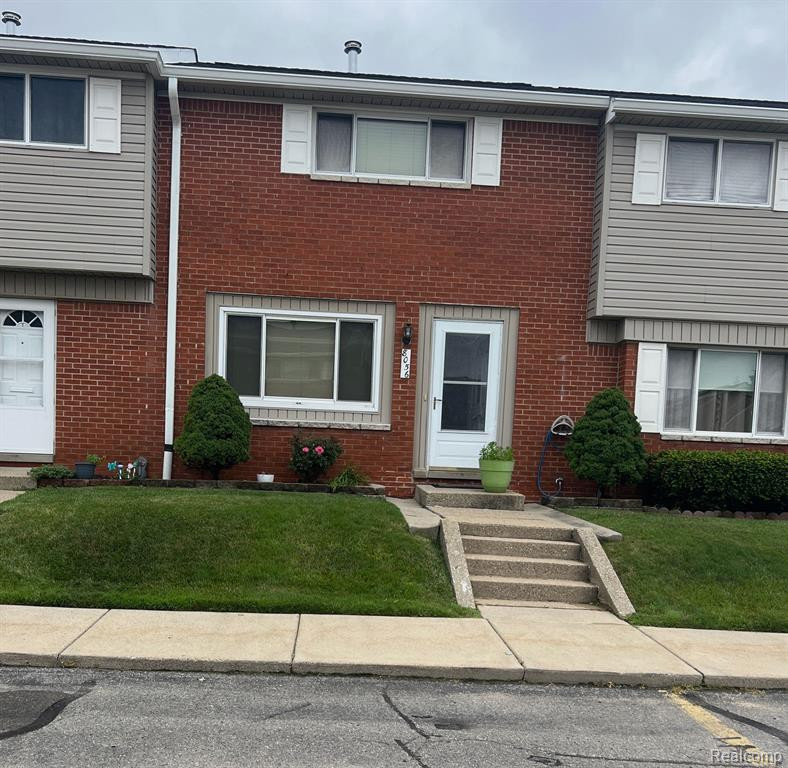 8056 COVENTRY Street, Westland, MI — front exterior