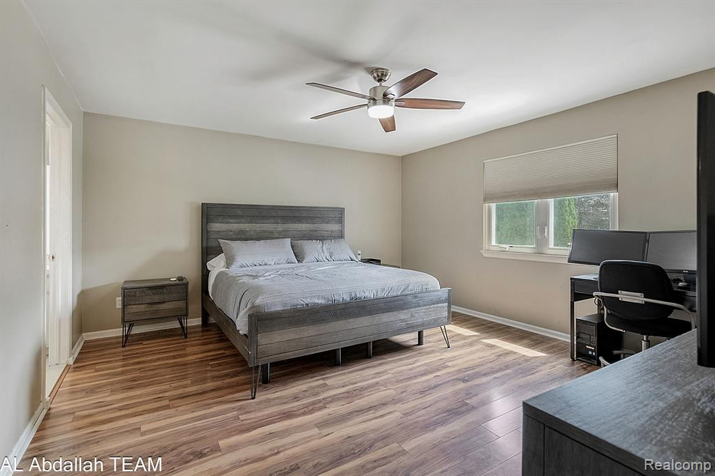 6599 ROBINDALE Drive, Ypsilanti, MI 48197 — Photo 20