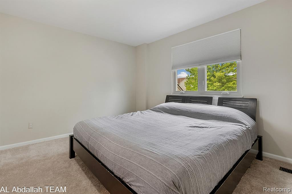 6599 ROBINDALE Drive, Ypsilanti, MI 48197 — Photo 25