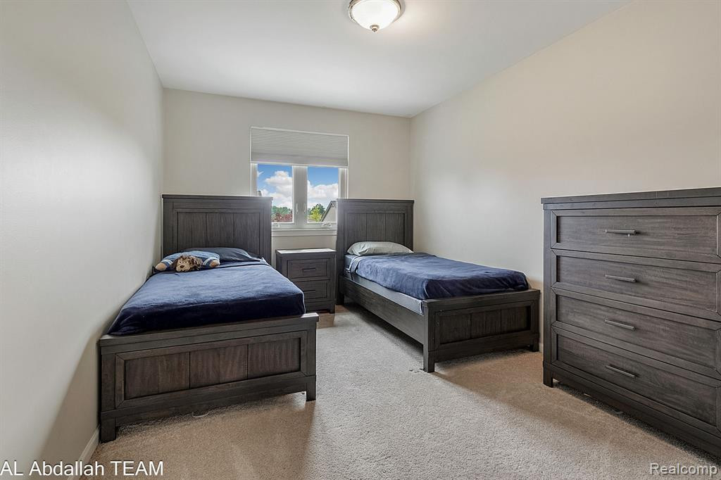 6599 ROBINDALE Drive, Ypsilanti, MI 48197 — Photo 26