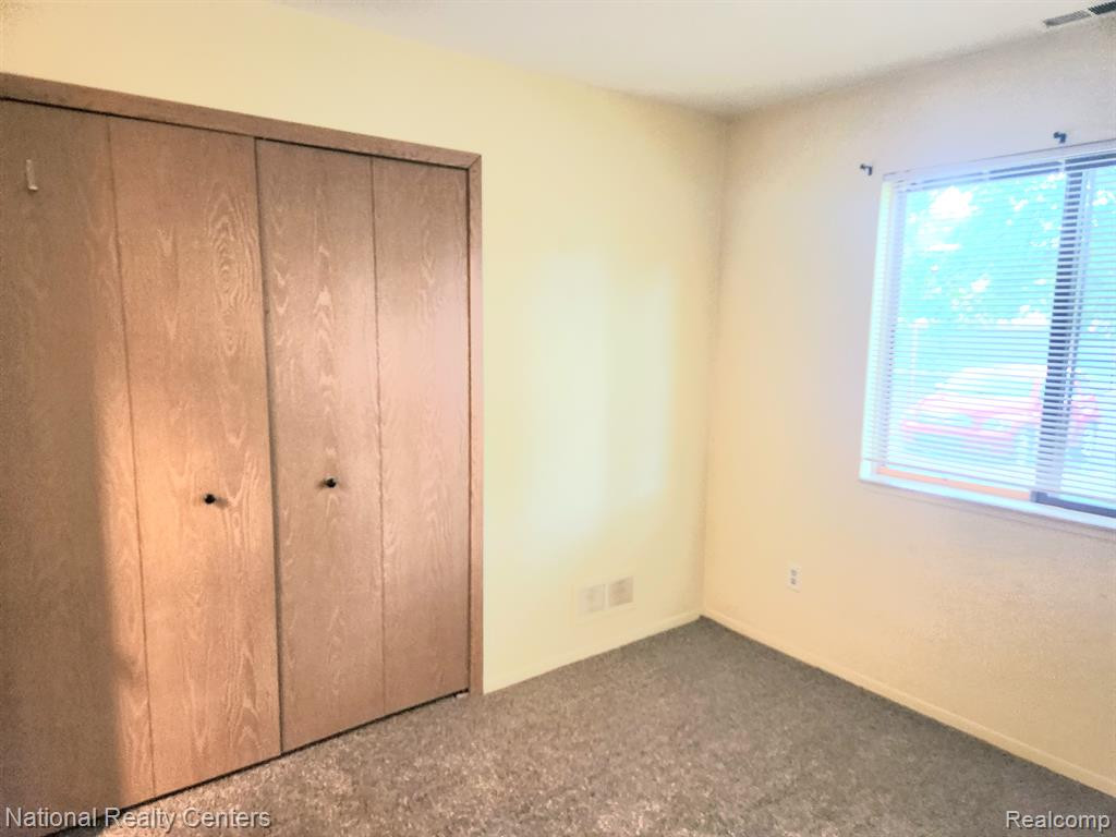 7624 MANOR CIRCLE, #103, Westland, MI — Photo 15