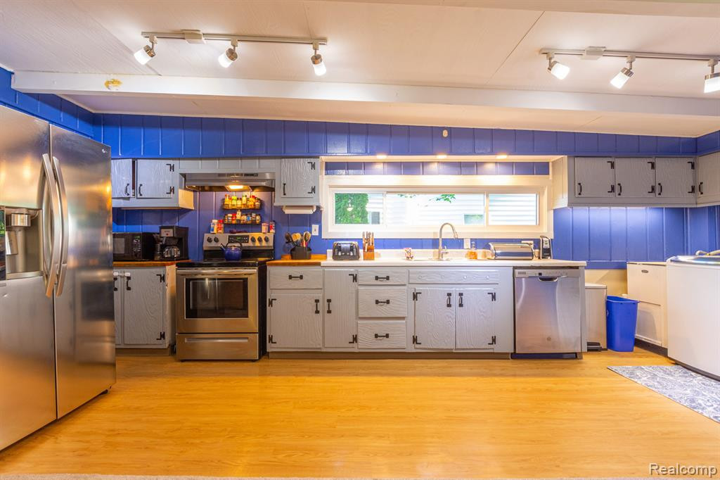 59 MECHANIC Street, Oxford, MI 48371 — Photo 10