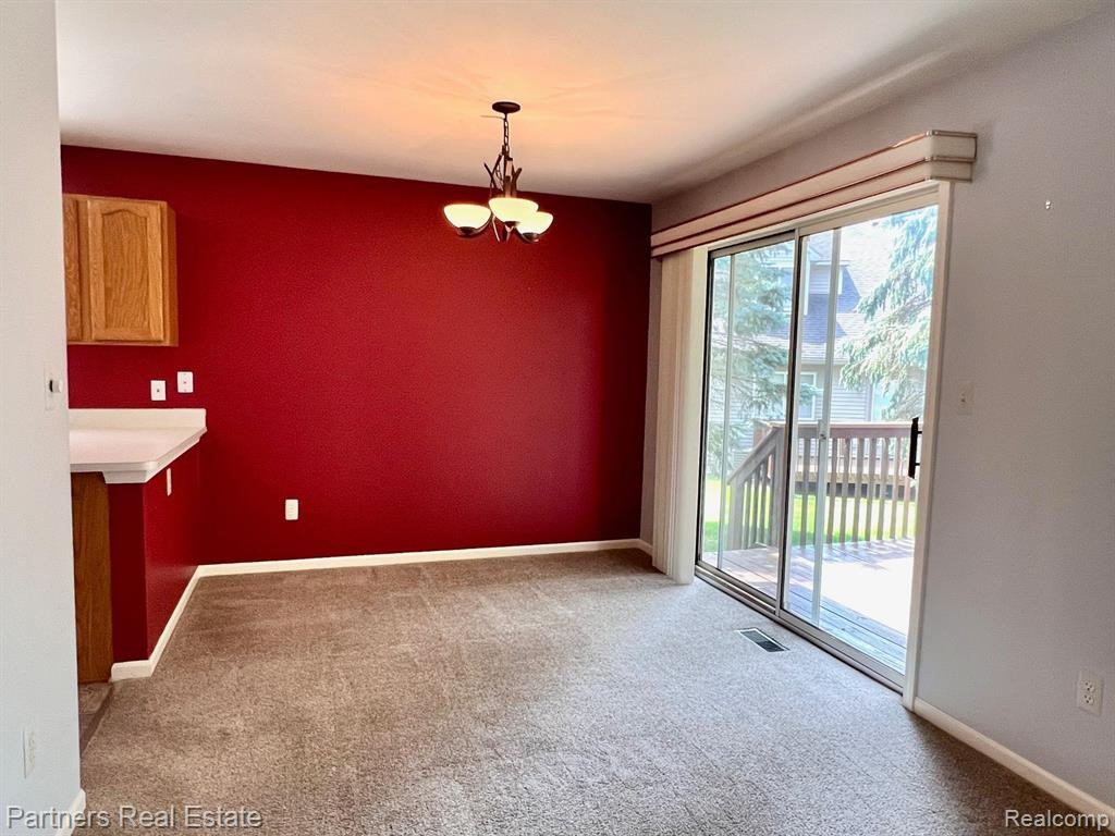 347 WOODFIELD SQUARE Lane, 106, Brighton, MI 48116 — Photo 16