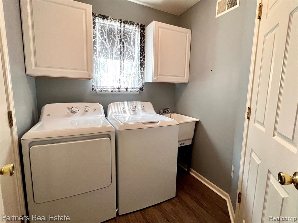 347 WOODFIELD SQUARE Lane, 106, Brighton, MI 48116 — Photo 22