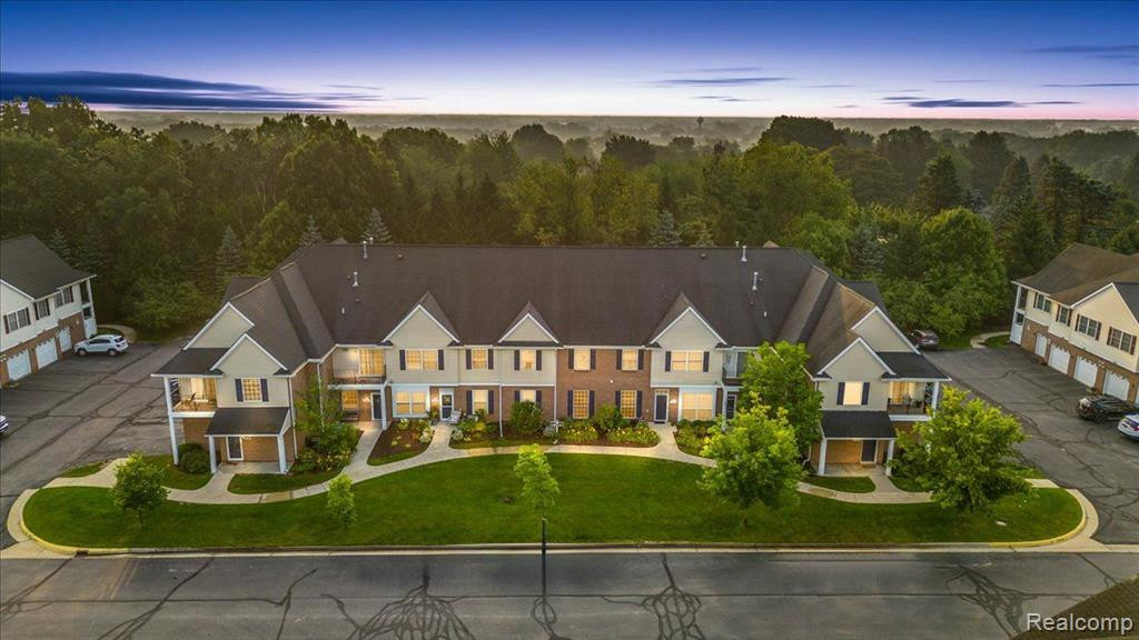 3122 KNEELAND Circle, 36, Howell, MI 48843 — front exterior