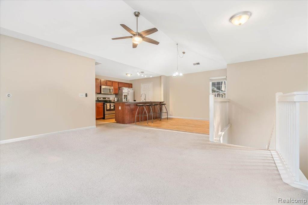 3122 KNEELAND Circle, 36, Howell, MI 48843 — Photo 3