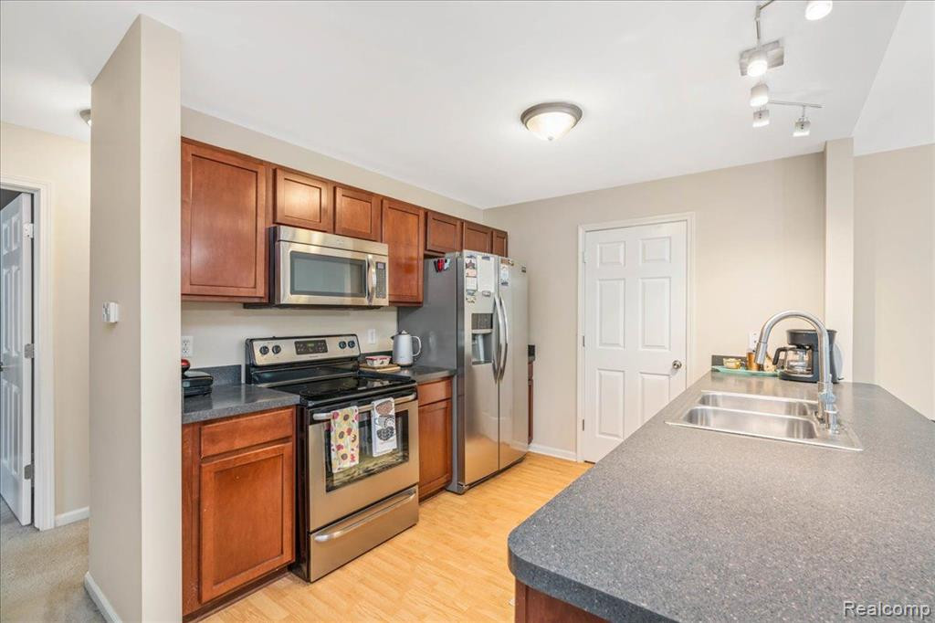3122 KNEELAND Circle, 36, Howell, MI 48843 — Photo 5