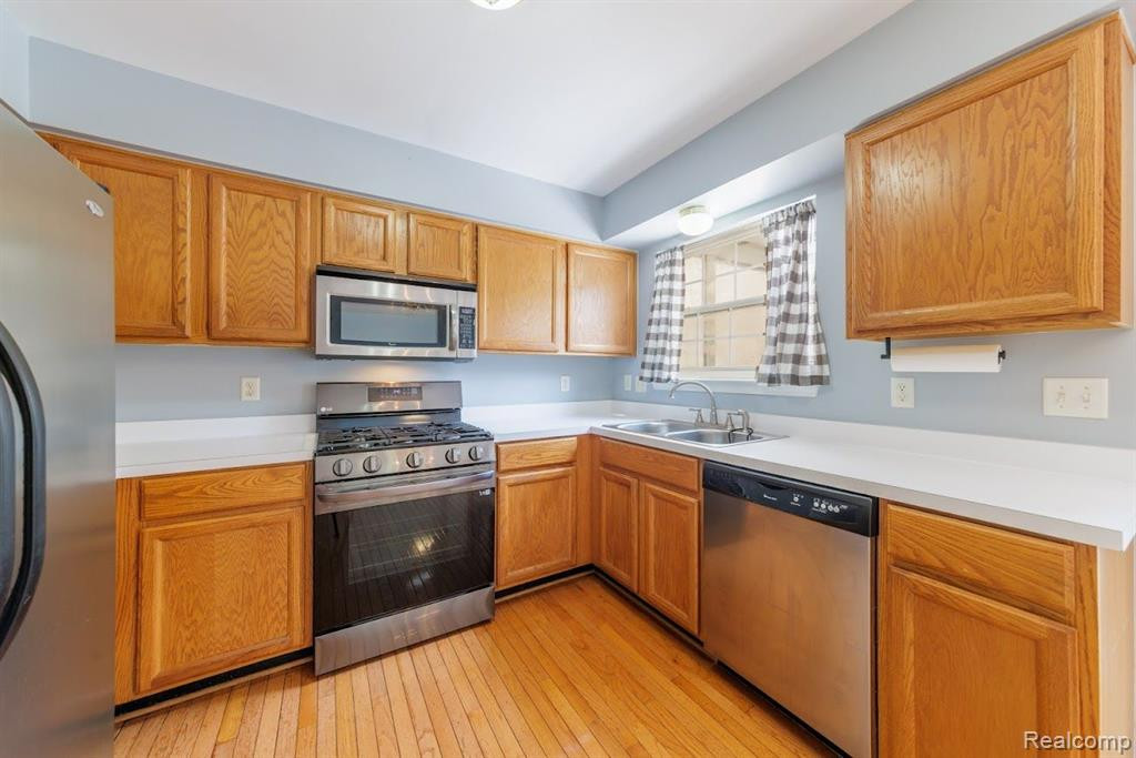 41461 BOBCAT Court, Canton, MI 48188 — Photo 13