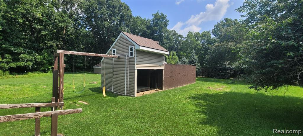 11707 PARK Drive, Lennon Vlg, MI 48449 — Photo 16
