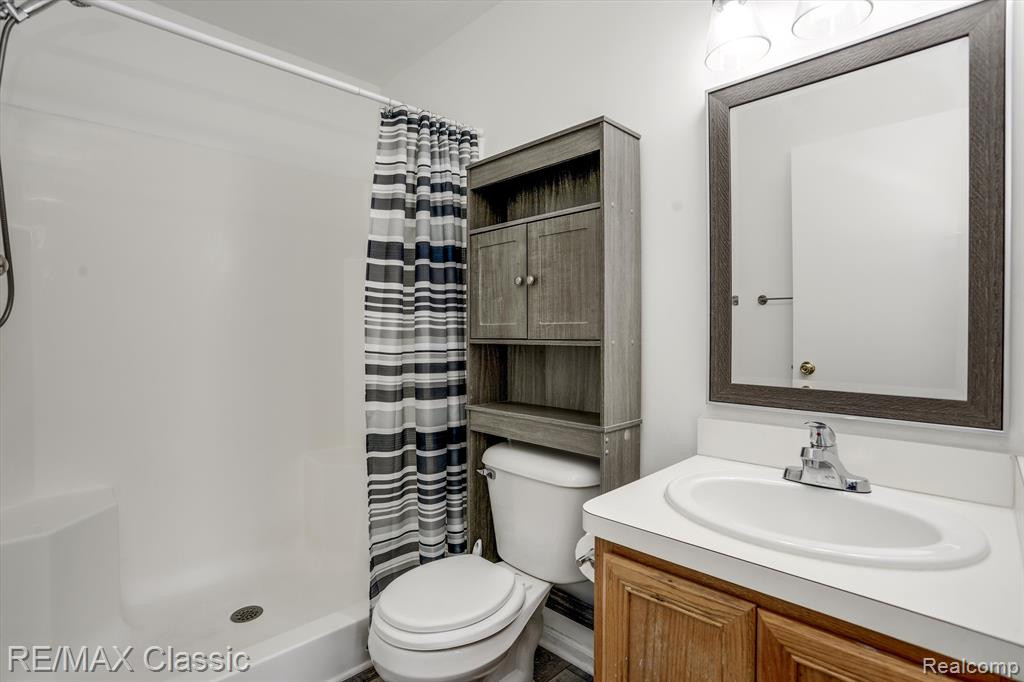 45842 PRAIRIEGRASS Court, Van Buren, MI 48111 — Photo 15