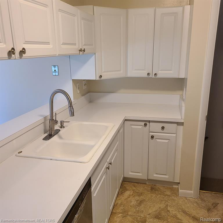 38146 GREENWOOD Street, Westland, MI — Photo 5