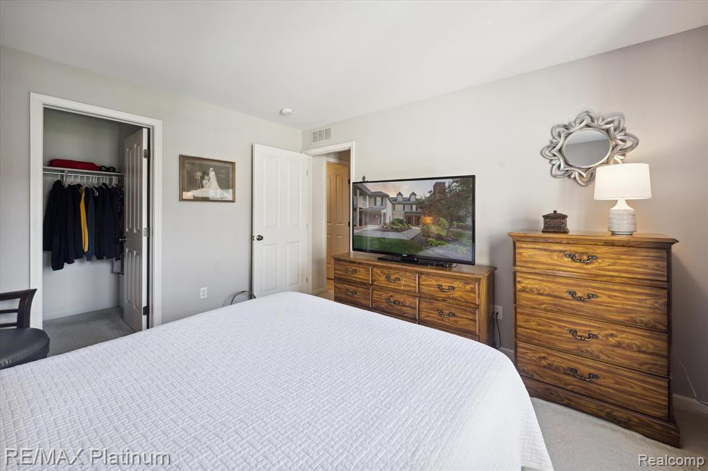 4070 Hampton Ridge Boulevard, Howell, MI 48843 — Photo 21
