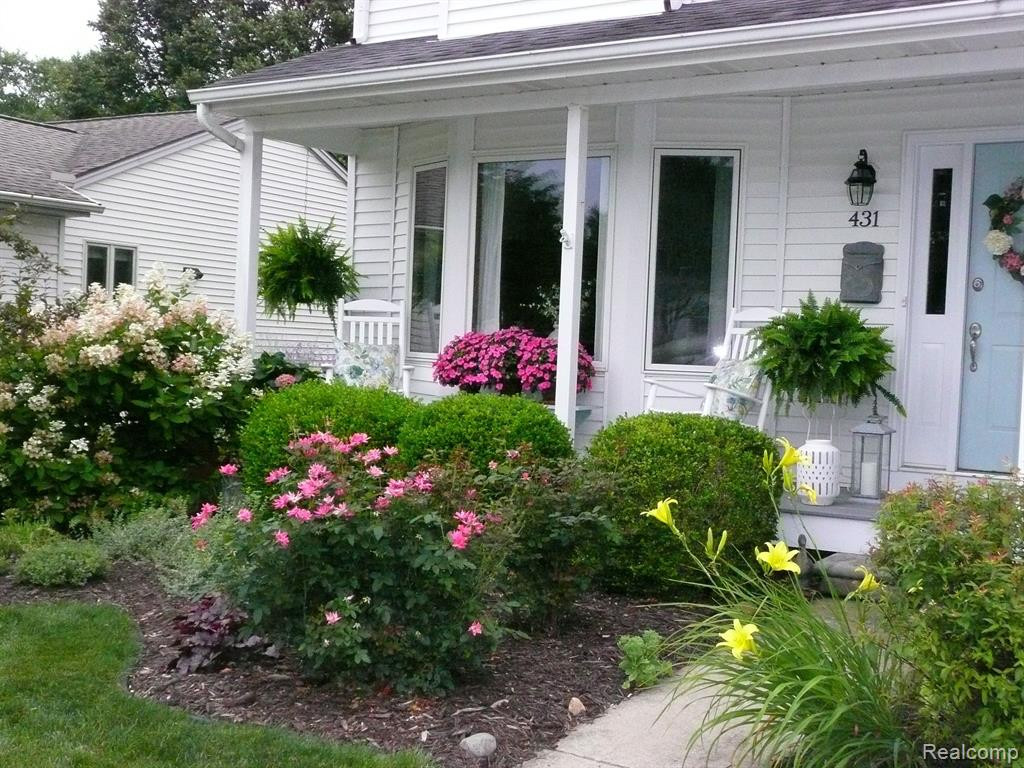 431 Woodland Drive W, Saline, MI 48176 — Photo 3