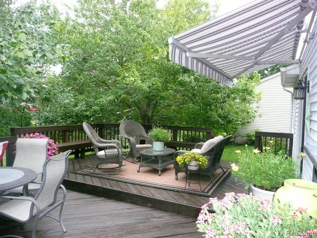 431 Woodland Drive W, Saline, MI 48176 — Photo 7