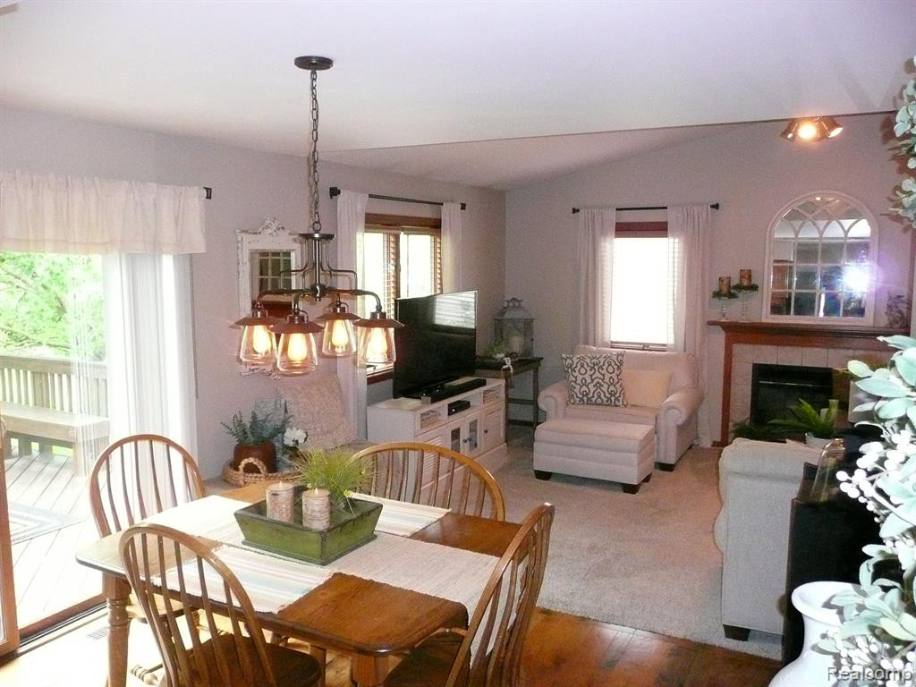 431 Woodland Drive W, Saline, MI 48176 — Photo 16