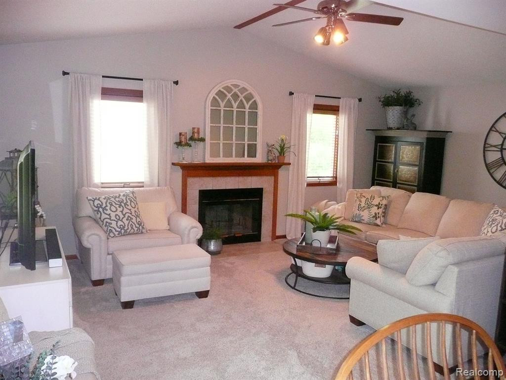 431 Woodland Drive W, Saline, MI 48176 — Photo 17