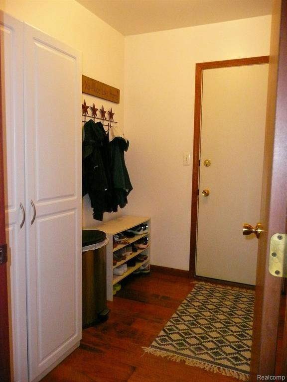 431 Woodland Drive W, Saline, MI 48176 — Photo 24