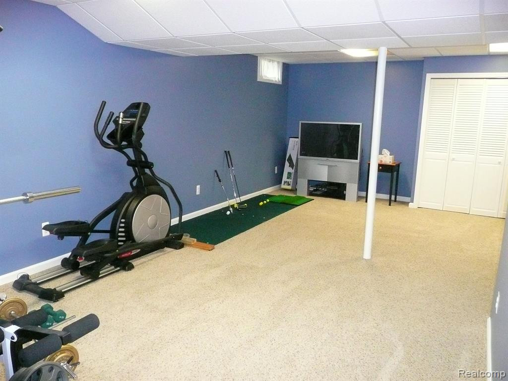 431 Woodland Drive W, Saline, MI 48176 — Photo 33