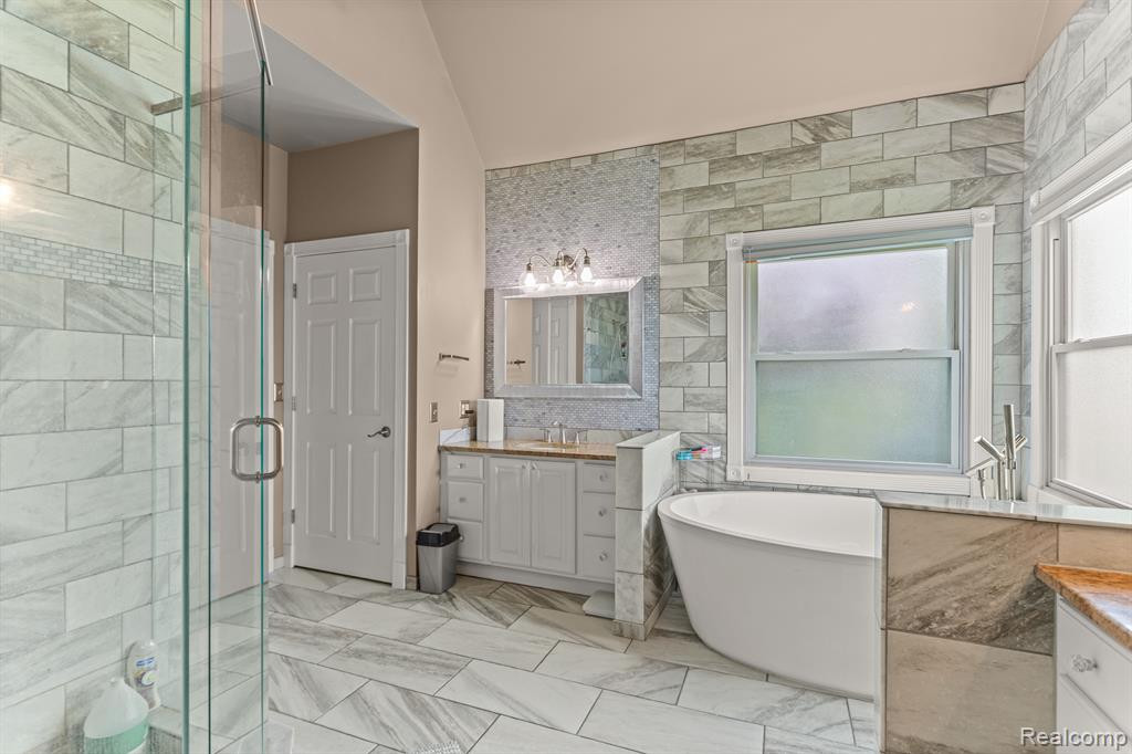 47420 PUTNEY Court, Canton, MI 48188 — Photo 23