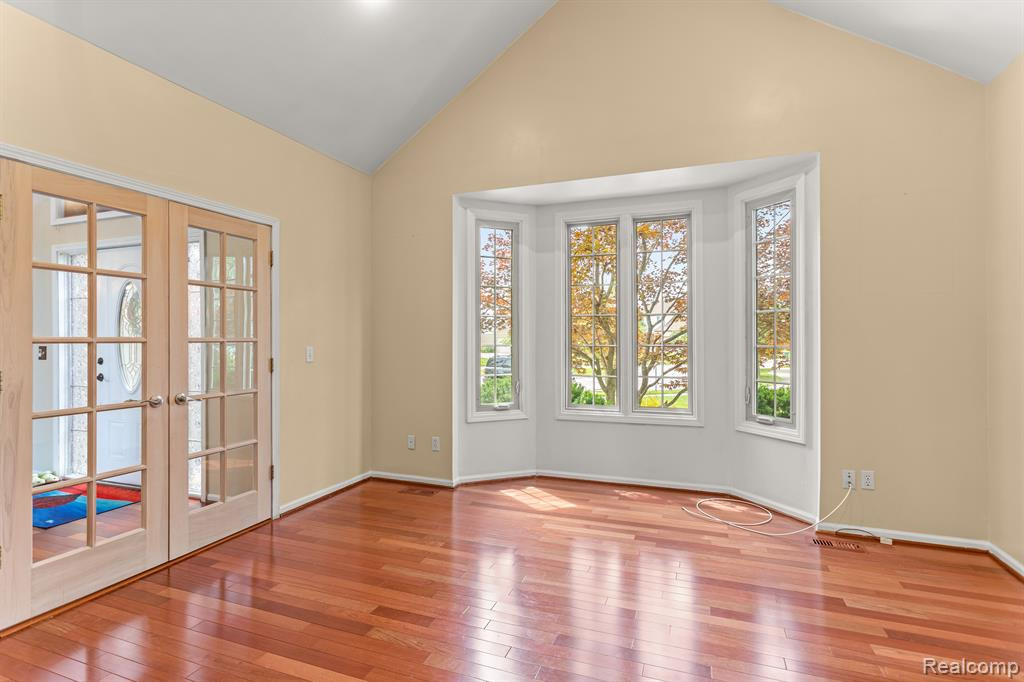 47420 PUTNEY Court, Canton, MI 48188 — Photo 24