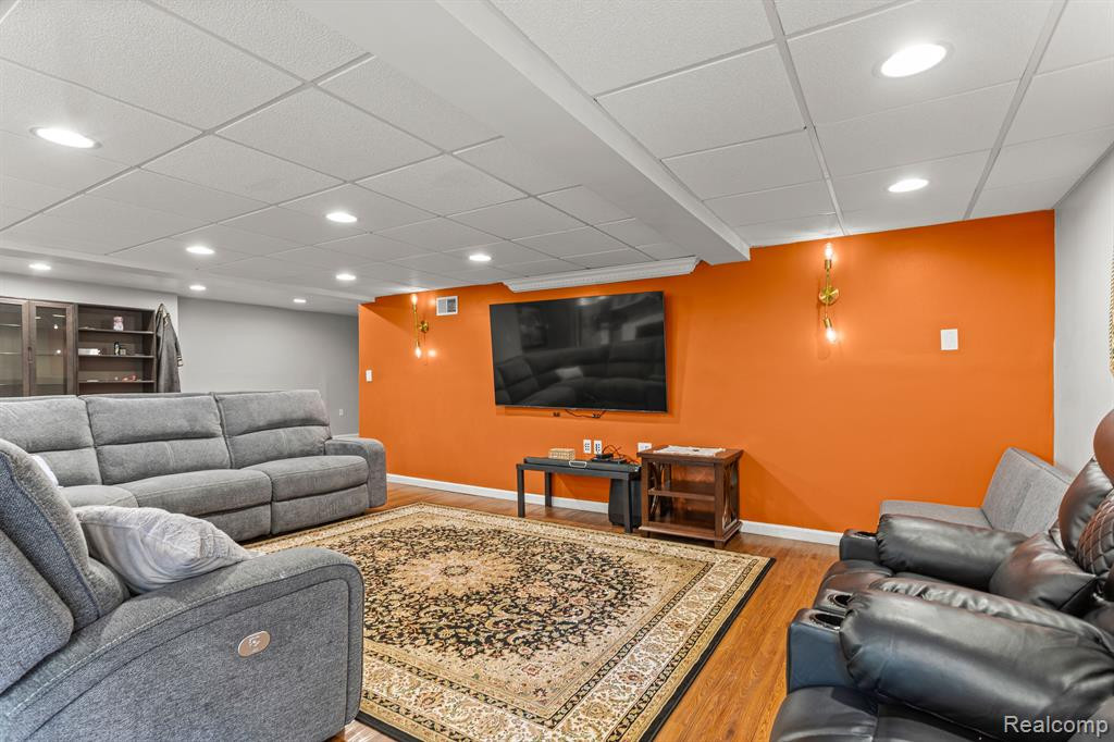 47420 PUTNEY Court, Canton, MI 48188 — Photo 36