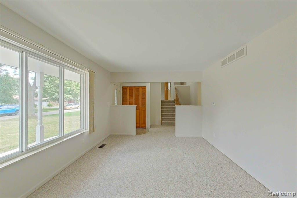 94 1ST Street, Oxford, MI 48371 — Photo 7