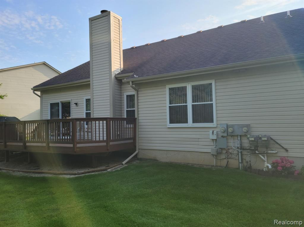 2254 MAPLEHURST Drive, 28, Commerce Twp, MI 48390 — Photo 5
