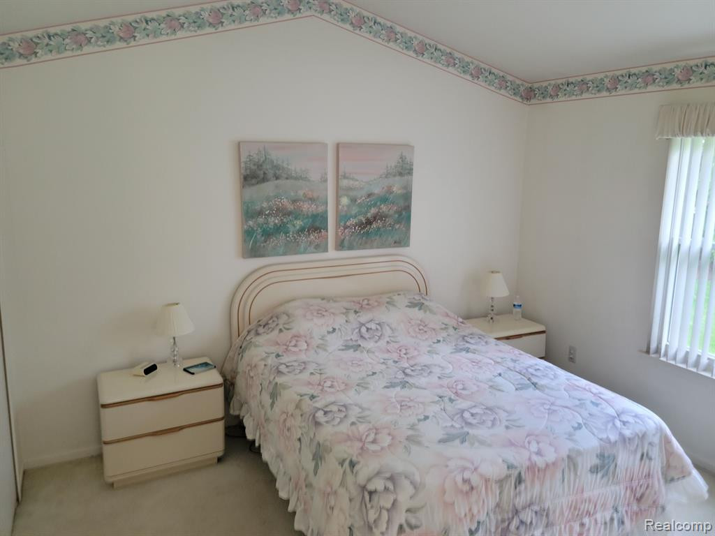 2254 MAPLEHURST Drive, 28, Commerce Twp, MI 48390 — Photo 27