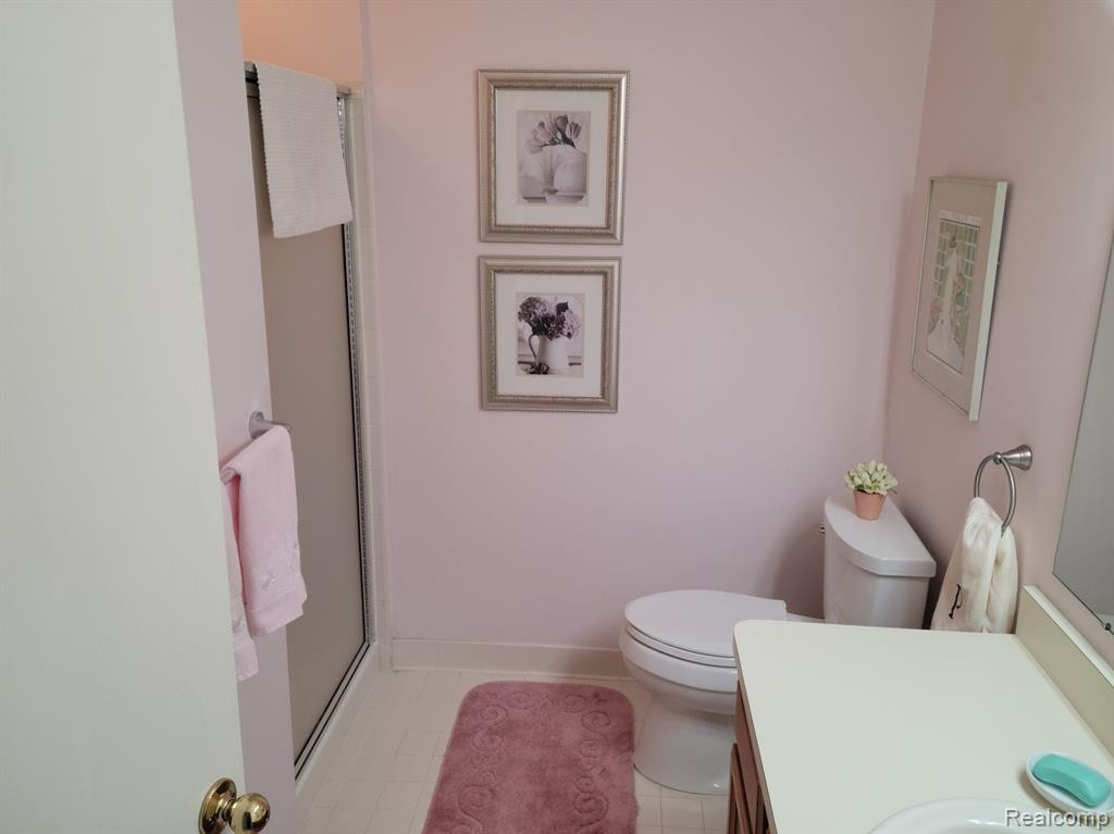 2254 MAPLEHURST Drive, 28, Commerce Twp, MI 48390 — Photo 29