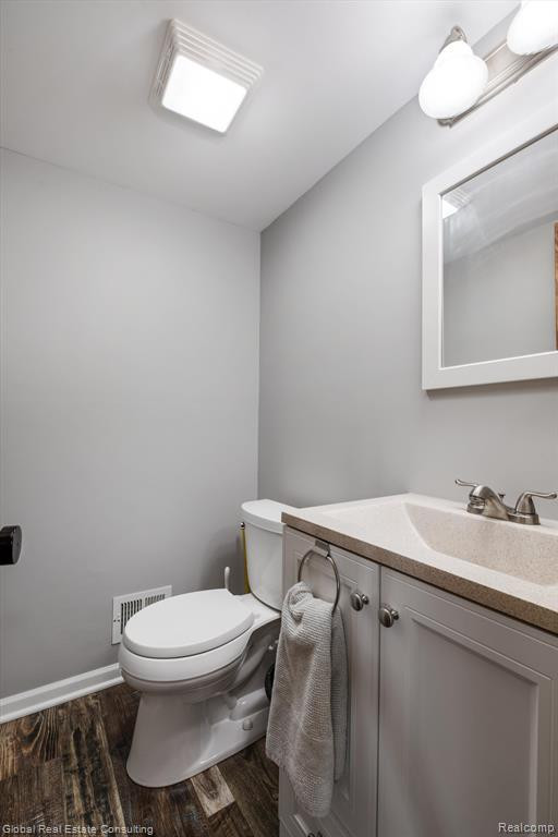 726 KINGS Way, Canton, MI 48188 — Photo 20