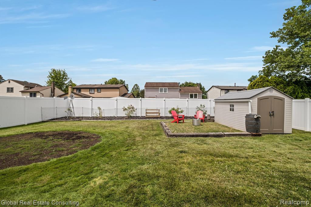 726 KINGS Way, Canton, MI 48188 — Photo 34