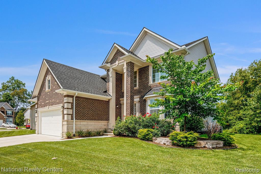 37490 S DIANNE Lane, New Boston, MI 48164 — Photo 4