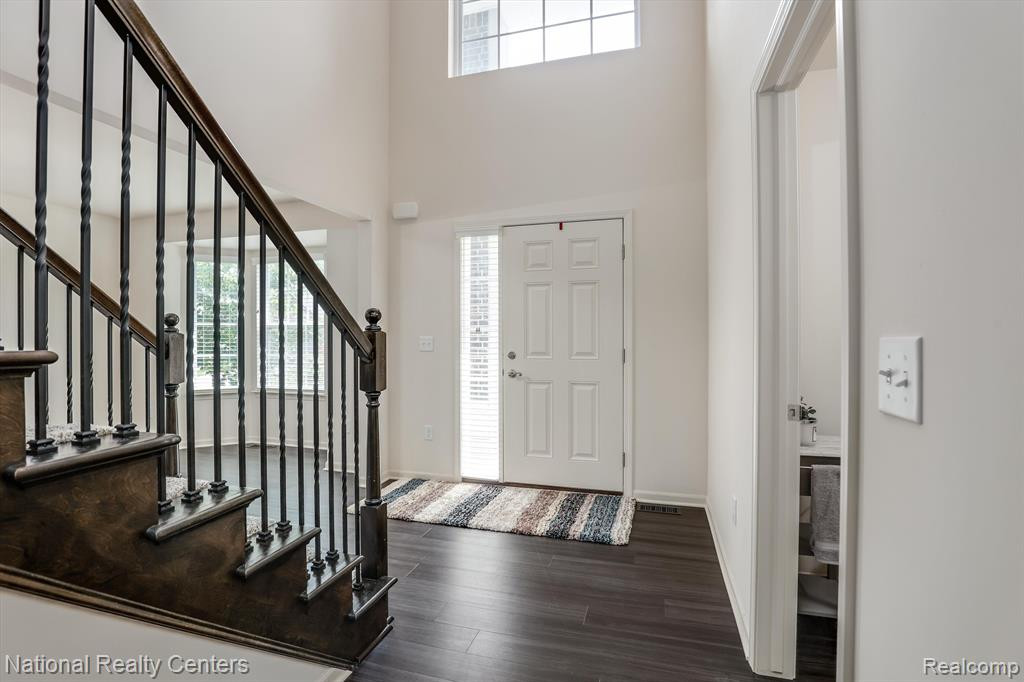 37490 S DIANNE Lane, New Boston, MI 48164 — Photo 5