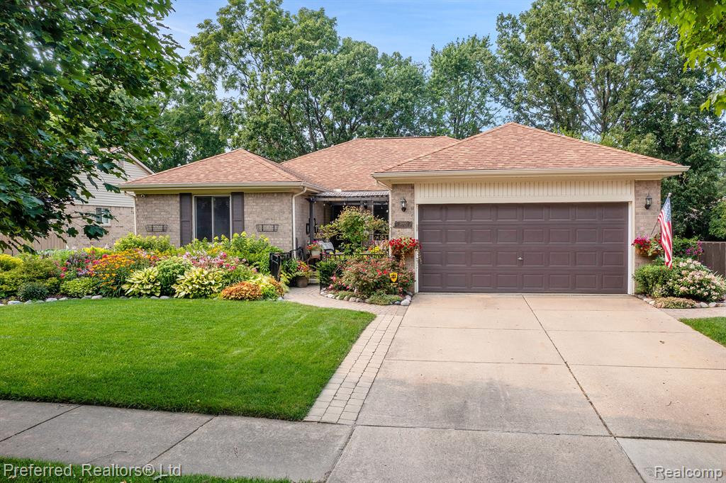 39990 FINLEY Drive, Canton, MI 48188 — Photo 2