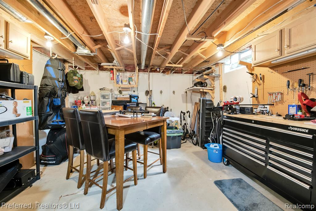39990 FINLEY Drive, Canton, MI 48188 — Photo 30