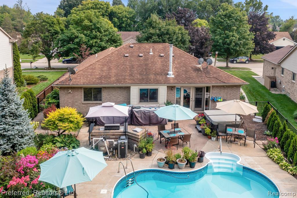 39990 FINLEY Drive, Canton, MI 48188 — Photo 35