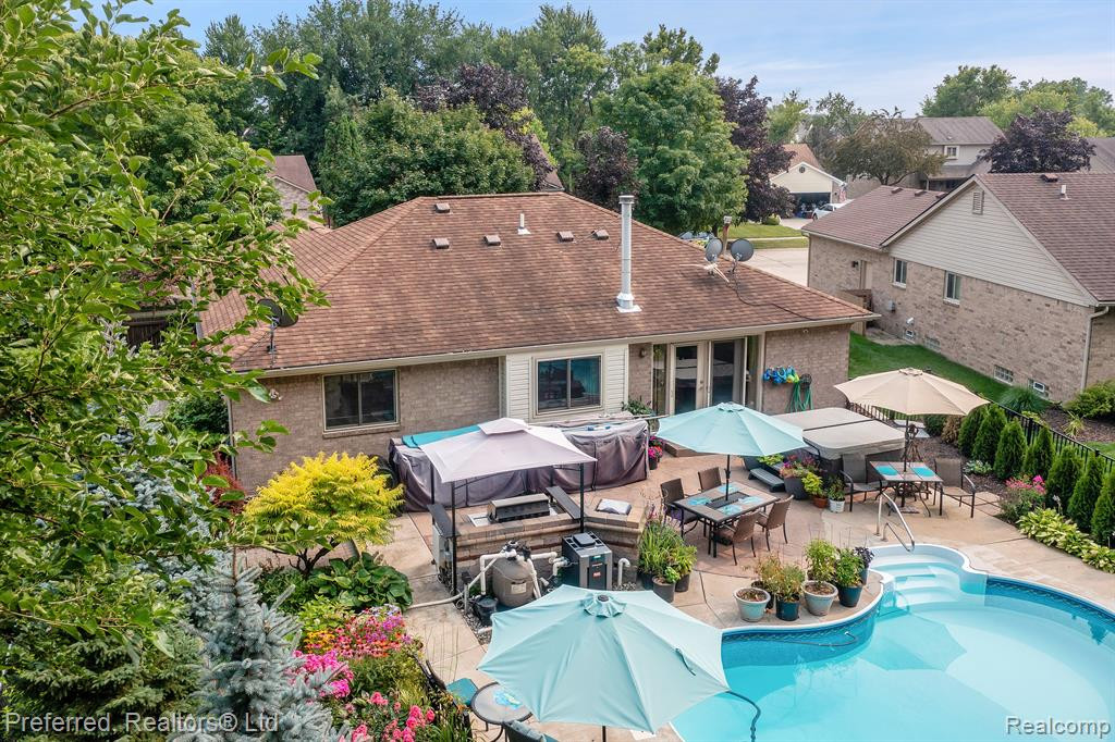 39990 FINLEY Drive, Canton, MI 48188 — Photo 37