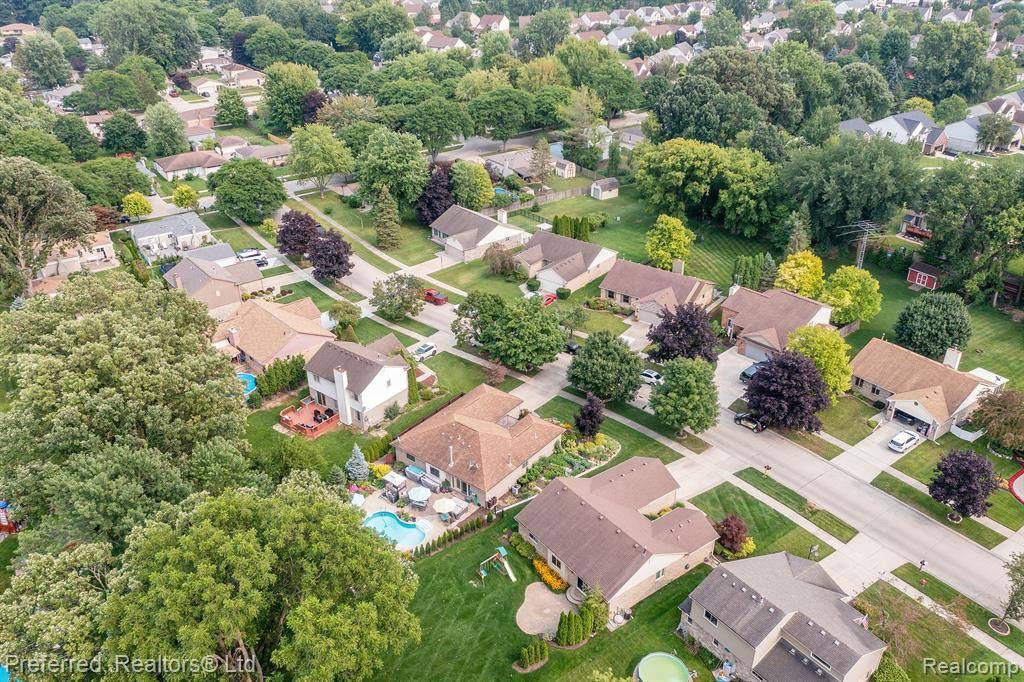 39990 FINLEY Drive, Canton, MI 48188 — Photo 39