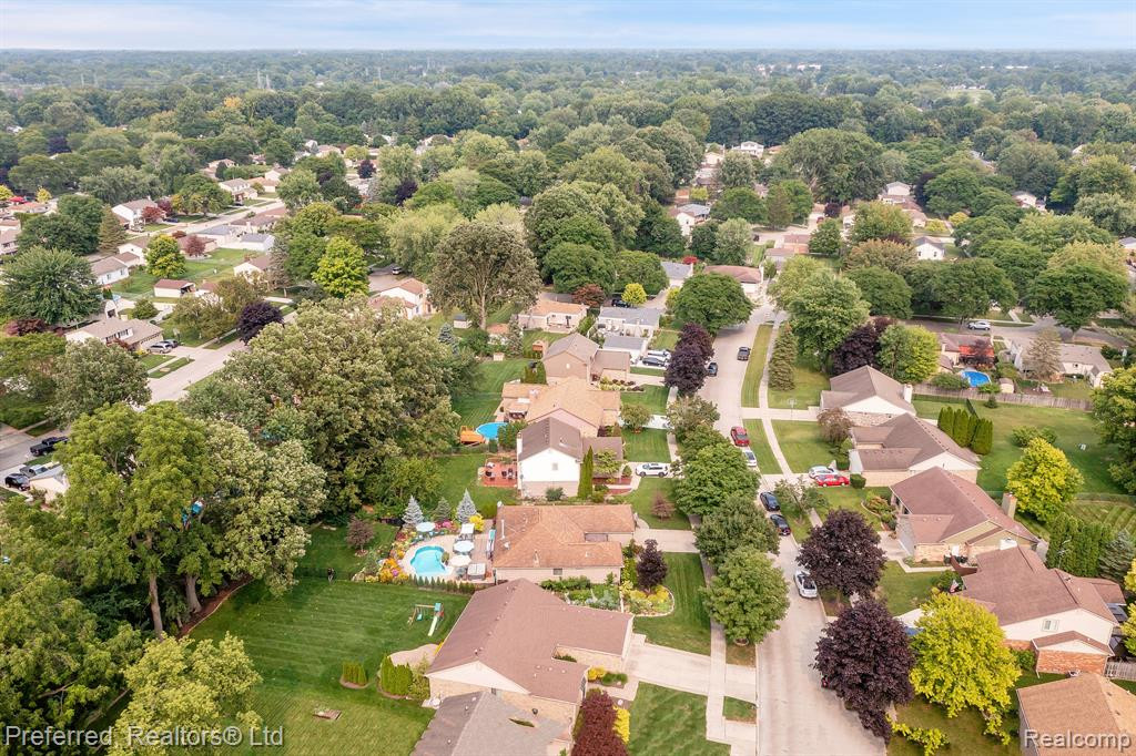 39990 FINLEY Drive, Canton, MI 48188 — Photo 40