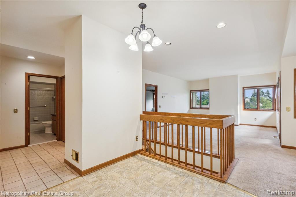 35180 HILLSIDE Drive, Farmington Hills, MI 48335 — Photo 46
