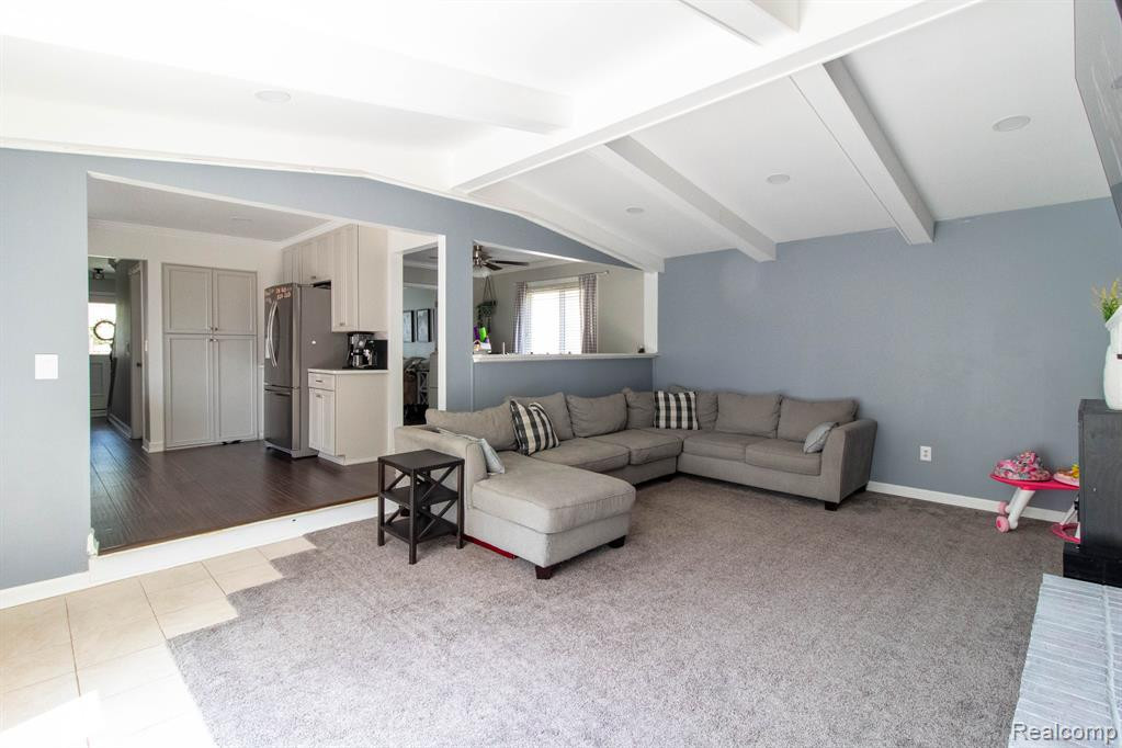 355 KINGS Way, Canton, MI 48188 — Photo 9