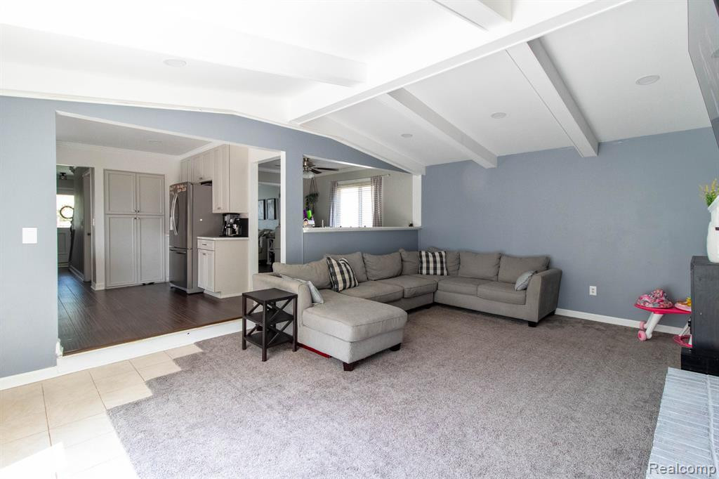 355 KINGS Way, Canton, MI 48188 — Photo 10