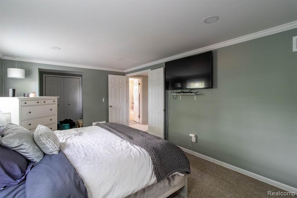 355 KINGS Way, Canton, MI 48188 — Photo 21